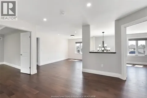 566 Maguire Street Windsor ON N9E 0A6