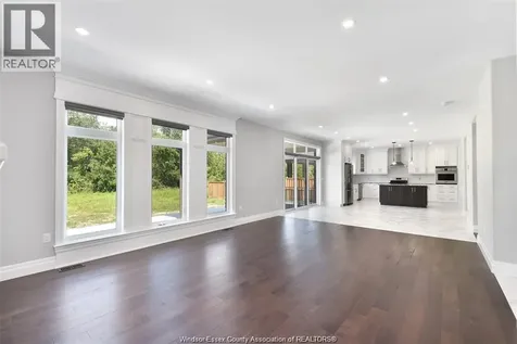 566 Maguire Street Windsor ON N9E 0A6