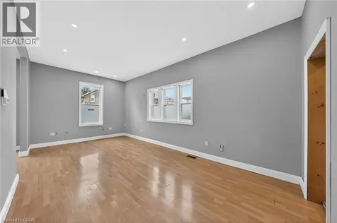 12 Fleet Street Brantford ON N3T 3S7