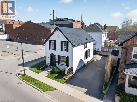 48 Carlisle Street St. Catharines ON L2R 4H4