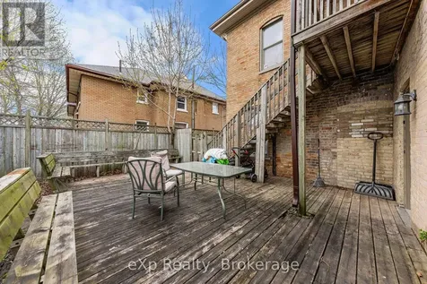12 Fleet Street Brantford ON N3T 3S7