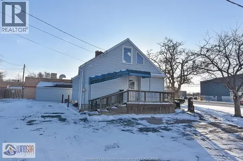 911 Front Road Lasalle ON N9J 2A5