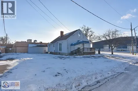 911 Front Road Lasalle ON N9J 2A5