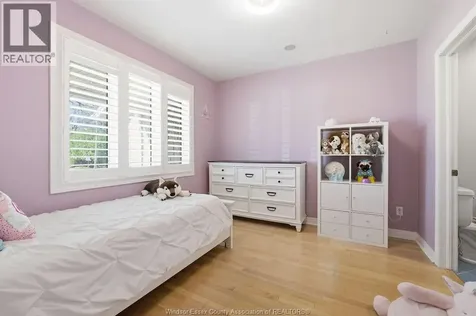 552 Old Tecumseh Road Lakeshore ON N0R 1A0