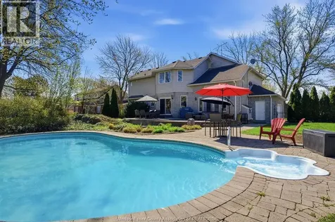 552 Old Tecumseh Road Lakeshore ON N0R 1A0