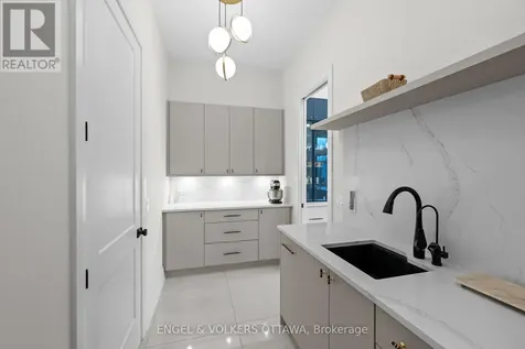 1600 Nightshade Place Ottawa ON K4P 0C7