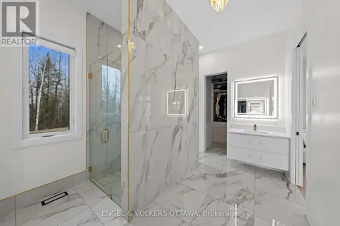 1600 Nightshade Place Ottawa ON K4P 0C7