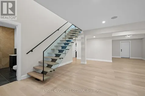1600 Nightshade Place Ottawa ON K4P 0C7