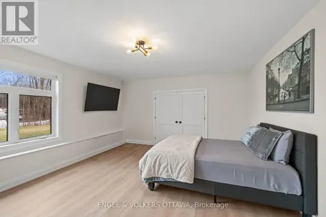 1600 Nightshade Place Ottawa ON K4P 0C7