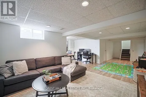 523 Beechwood Drive Waterloo ON N2T 2G7