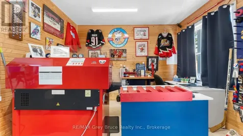1666 3rd Avenue West Owen Sound ON N4K 4R4
