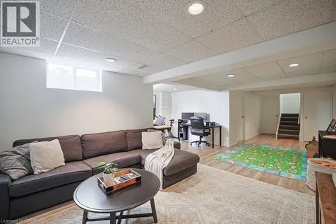 523 Beechwood Drive Waterloo ON N2T 2G7