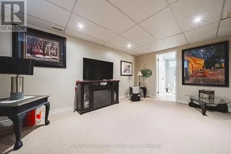 302 Fishers Glen Road Norfolk ON N0E 1W0