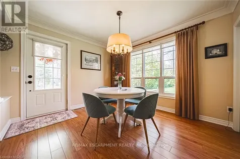 302 Fishers Glen Road Norfolk ON N0E 1W0