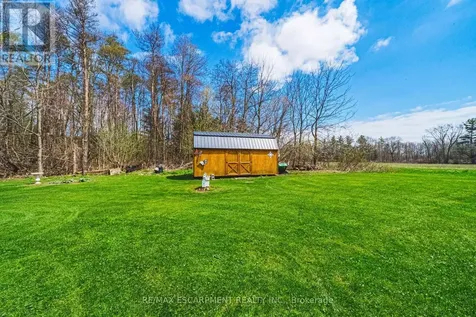302 Fishers Glen Road Norfolk ON N0E 1W0