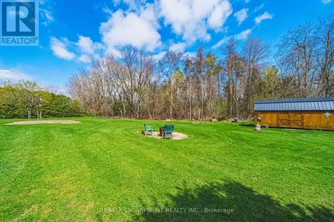302 Fishers Glen Road Norfolk ON N0E 1W0