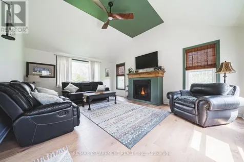 302 Fishers Glen Road Norfolk ON N0E 1W0