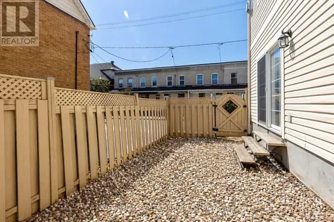 54 Christie Street Ottawa ON K1R 0A9