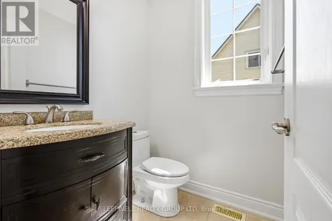 54 Christie Street Ottawa ON K1R 0A9