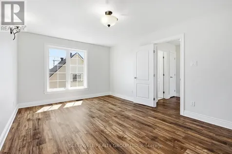 54 Christie Street Ottawa ON K1R 0A9