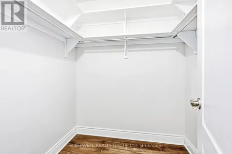 54 Christie Street Ottawa ON K1R 0A9