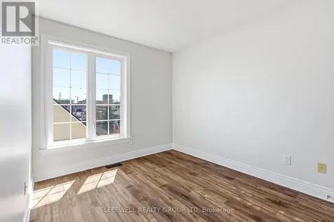 54 Christie Street Ottawa ON K1R 0A9