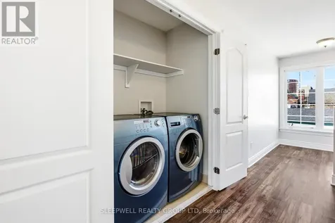 54 Christie Street Ottawa ON K1R 0A9