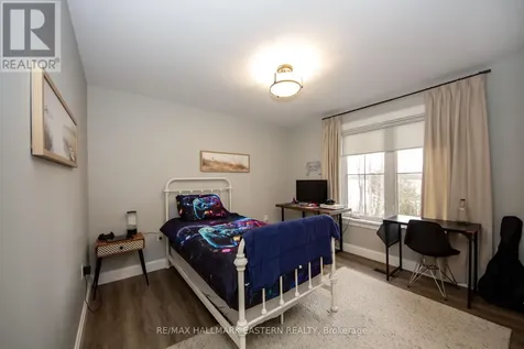 24 Rory Drive Selwyn ON K0L 2H0