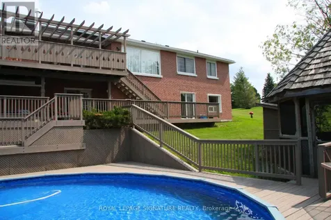 16 Hilltop Crescent East Garafraxa ON L9W 6B8