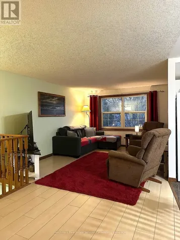21 Southvale Road St. Marys ON N4X 1E9