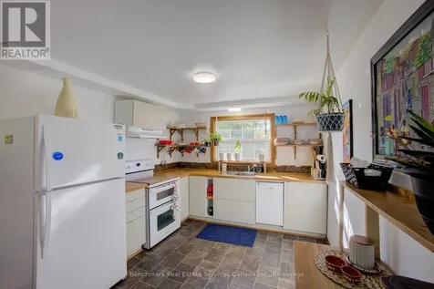 21 Southvale Road St. Marys ON N4X 1E9