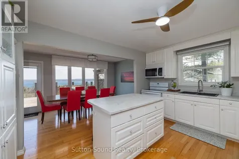 173 Lakeview Crescent Georgian Bluffs ON N4K 0G2