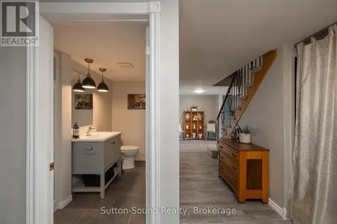 173 Lakeview Crescent Georgian Bluffs ON N4K 0G2