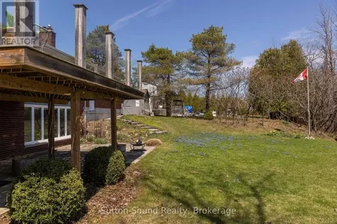 173 Lakeview Crescent Georgian Bluffs ON N4K 0G2
