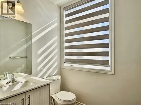 290 Equestrian Way Cambridge ON N3E 0E7