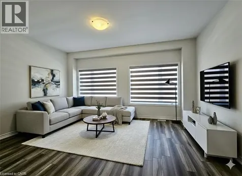 290 Equestrian Way Cambridge ON N3E 0E7
