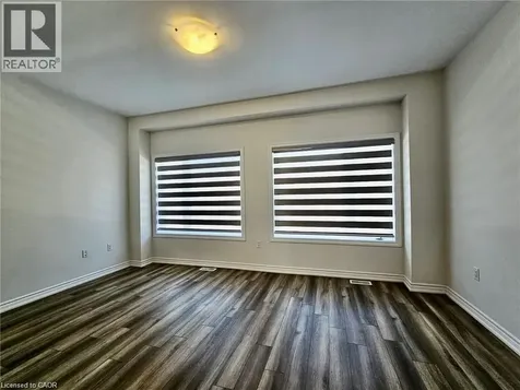 290 Equestrian Way Cambridge ON N3E 0E7