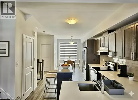 290 Equestrian Way Cambridge ON N3E 0E7