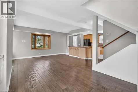 1367 St Marys Crescent Burlington ON L7P 1S1