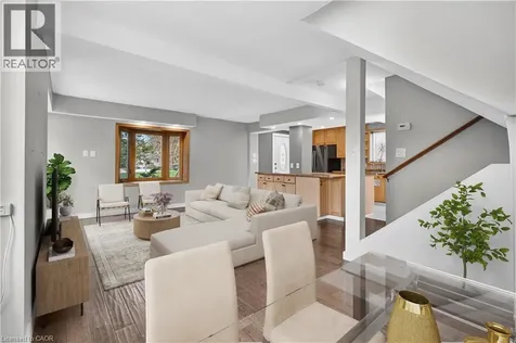 1367 St Marys Crescent Burlington ON L7P 1S1