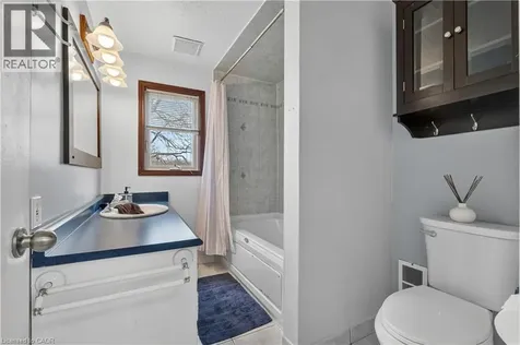 1367 St Marys Crescent Burlington ON L7P 1S1