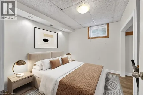 1367 St Marys Crescent Burlington ON L7P 1S1