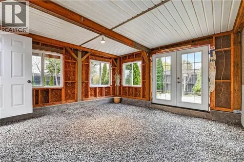 1367 St Marys Crescent Burlington ON L7P 1S1