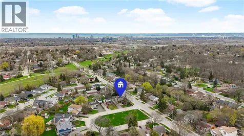 1367 St Marys Crescent Burlington ON L7P 1S1