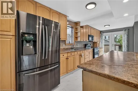 1367 St Marys Crescent Burlington ON L7P 1S1
