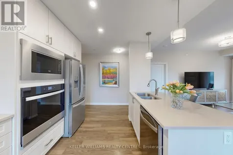 460 William Graham Drive Aurora ON L4G 1X9