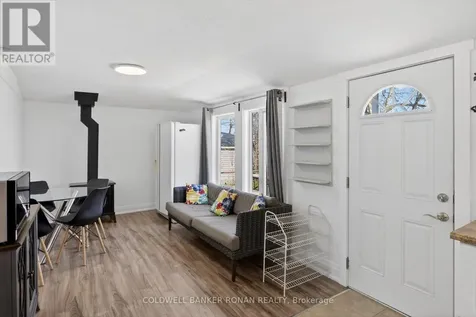 1853 Youngs Point Road Selwyn ON K0L 2H0