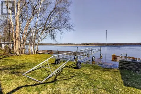 1853 Youngs Point Road Selwyn ON K0L 2H0