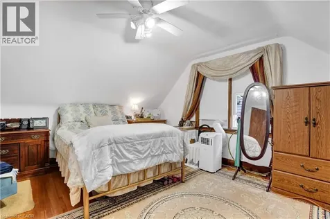 22 Graber Place Kitchener ON N2A 1G8