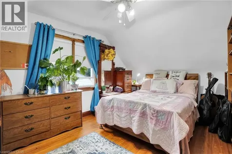 22 Graber Place Kitchener ON N2A 1G8